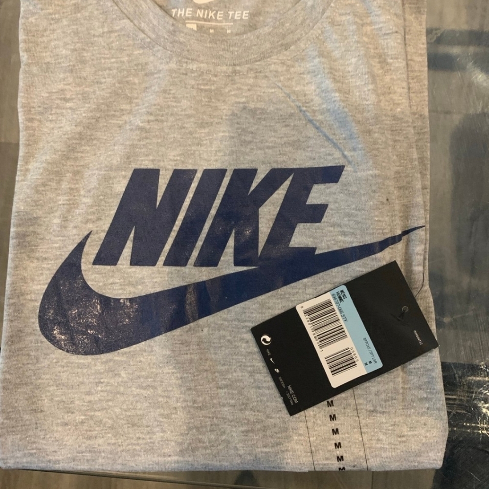 Nike Gray and Blue Short Sleeve Tee